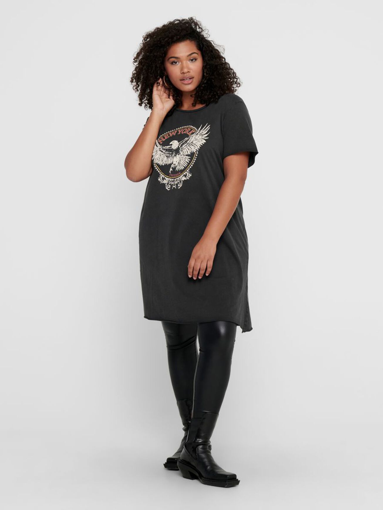 Carmakoma Kleid CARNEWYORK LIFE TUNIC SS TEE BF
