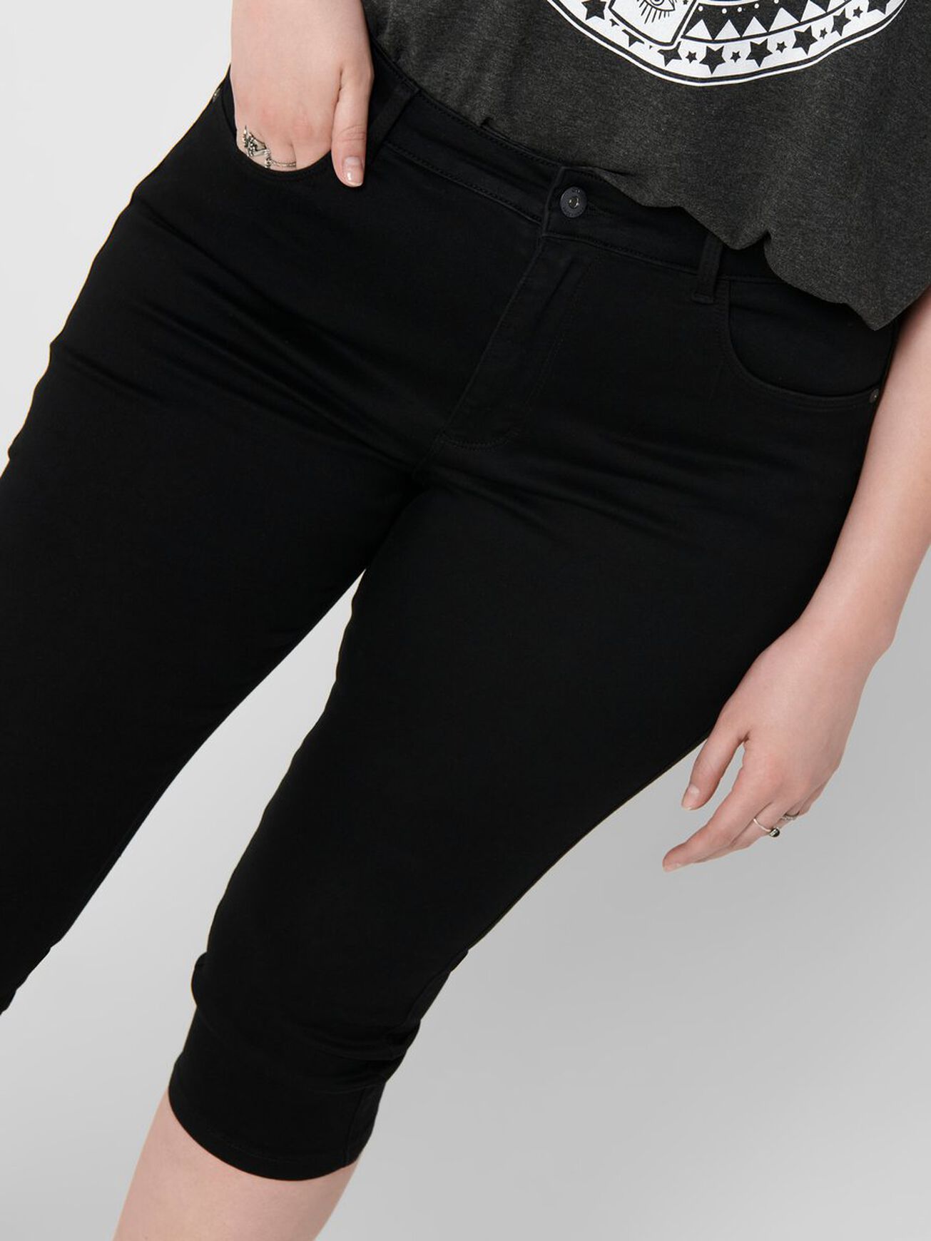Carmakoma Caprihose CARAUGUSTA LIFE HW SKINNY KNICKERS BLACK